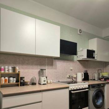 Сдается Многокомнатная квартира, 100 м²