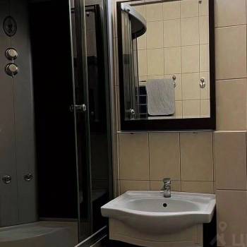 Сдается 1-комнатная квартира, 46 м²