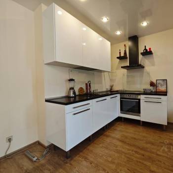 Сдается 1-комнатная квартира, 43,4 м²