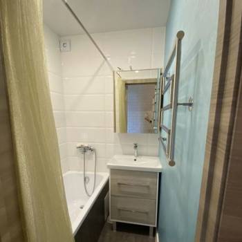 Сдается 2-х комнатная квартира, 42 м²