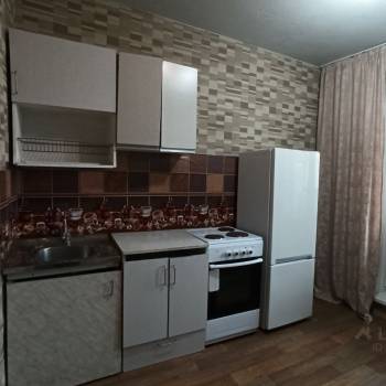 Сдается 1-комнатная квартира, 31,8 м²