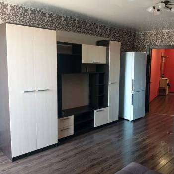 Сдается 1-комнатная квартира, 40 м²