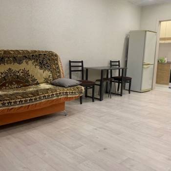 Сдается 1-комнатная квартира, 39 м²