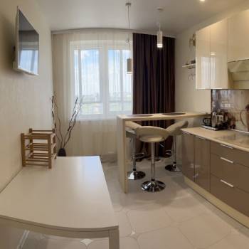 Сдается 2-х комнатная квартира, 72 м²