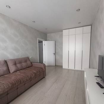 Сдается 1-комнатная квартира, 40 м²