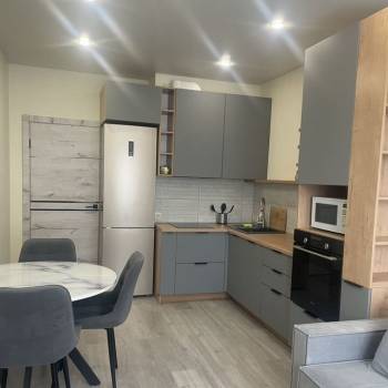 Сдается 1-комнатная квартира, 50 м²