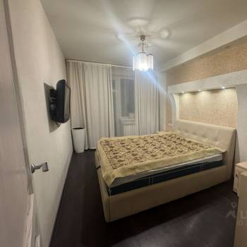 Продается Многокомнатная квартира, 77,3 м²