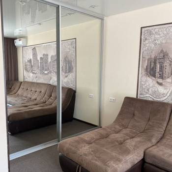 Сдается 1-комнатная квартира, 45 м²
