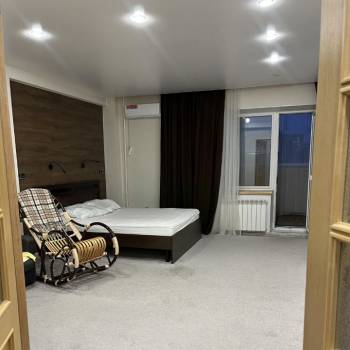 Сдается 1-комнатная квартира, 52 м²