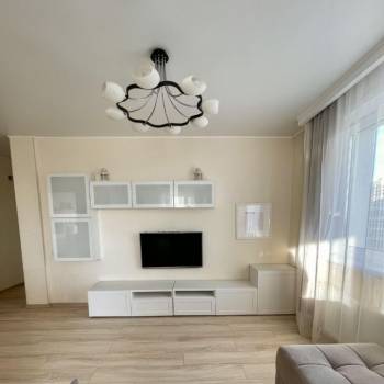 Сдается Многокомнатная квартира, 60 м²