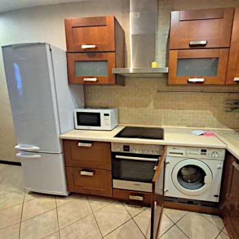 Сдается 1-комнатная квартира, 43 м²