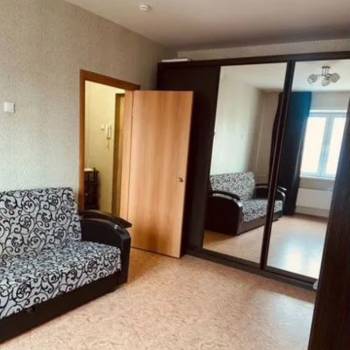 Сдается 1-комнатная квартира, 37 м²