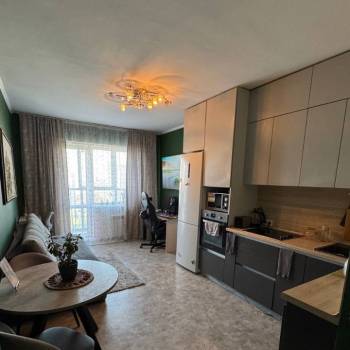 Сдается 1-комнатная квартира, 42 м²
