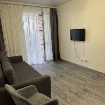 Сдается 1-комнатная квартира, 43,7 м²