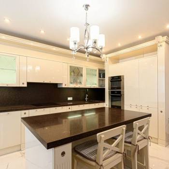 Сдается Многокомнатная квартира, 89,9 м²