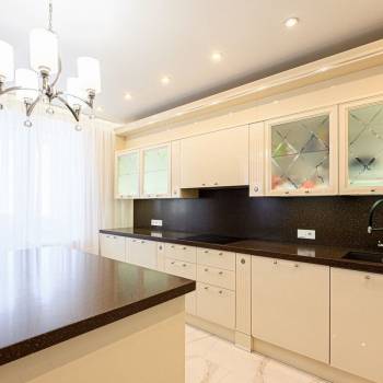 Сдается Многокомнатная квартира, 89,9 м²