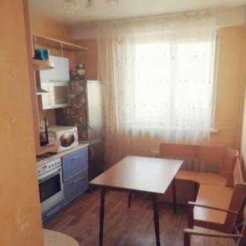 Сдается 2-х комнатная квартира, 60 м²