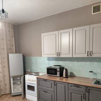 Сдается 1-комнатная квартира, 41 м²
