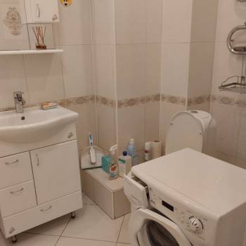 Сдается 1-комнатная квартира, 41 м²
