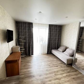 Продается 1-комнатная квартира, 29,4 м²