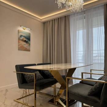Сдается Многокомнатная квартира, 140 м²