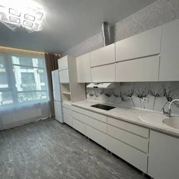 Сдается 1-комнатная квартира, 41 м²