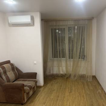 Сдается 1-комнатная квартира, 44 м²