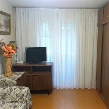 Продается 1-комнатная квартира, 32 м²