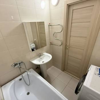 Сдается 2-х комнатная квартира, 60 м²