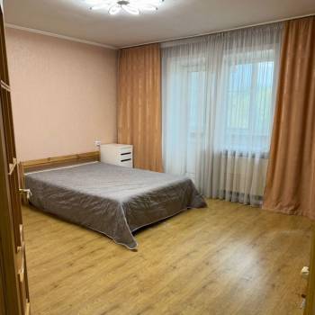 Продается 1-комнатная квартира, 41 м²