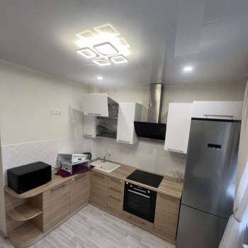 Сдается 1-комнатная квартира, 42 м²
