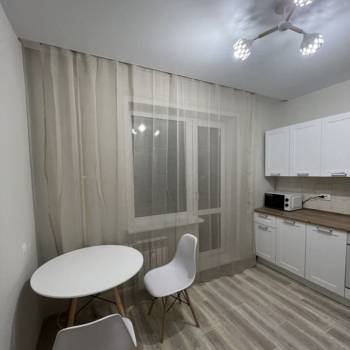 Сдается 1-комнатная квартира, 41 м²