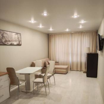 Сдается 1-комнатная квартира, 52 м²
