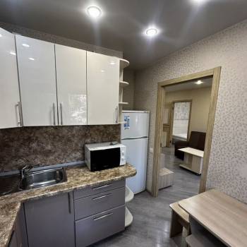 Сдается 2-х комнатная квартира, 42 м²