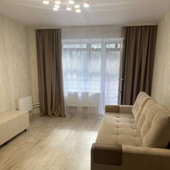 Сдается 1-комнатная квартира, 38 м²