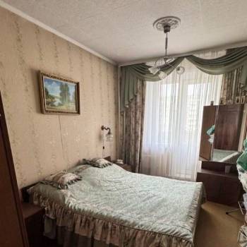 Продается Многокомнатная квартира, 75,7 м²