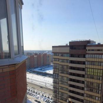 Продается 1-комнатная квартира, 42 м²