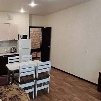 Сдается 1-комнатная квартира, 46 м²