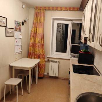 Продается Многокомнатная квартира, 99,5 м²