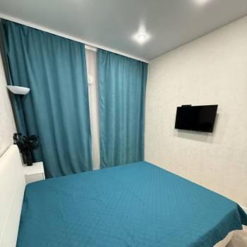Сдается 1-комнатная квартира, 37 м²