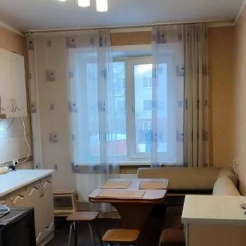 Сдается 1-комнатная квартира, 54 м²