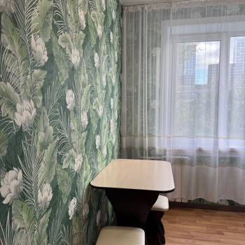 Сдается 1-комнатная квартира, 30 м²