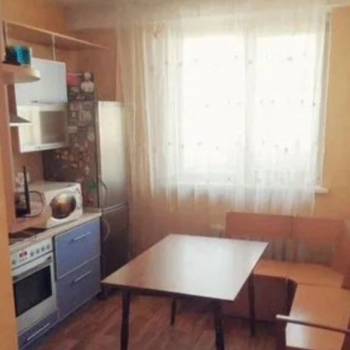 Сдается 2-х комнатная квартира, 60 м²
