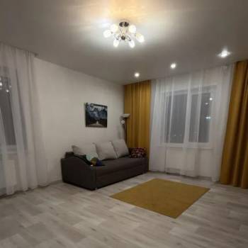 Сдается 2-х комнатная квартира, 60 м²