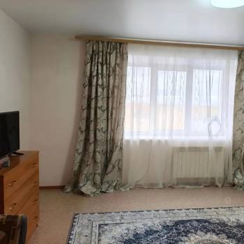 Сдается 2-х комнатная квартира, 70 м²