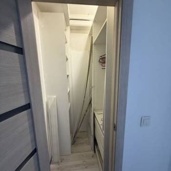 Продается 1-комнатная квартира, 40 м²