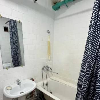 Сдается Комната, 100 м²