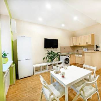 Сдается 1-комнатная квартира, 70 м²