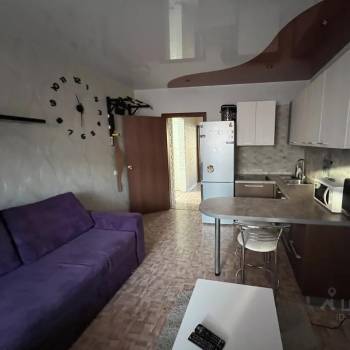 Сдается 1-комнатная квартира, 38 м²
