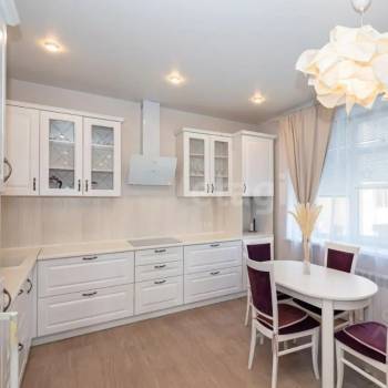 Сдается 2-х комнатная квартира, 70 м²